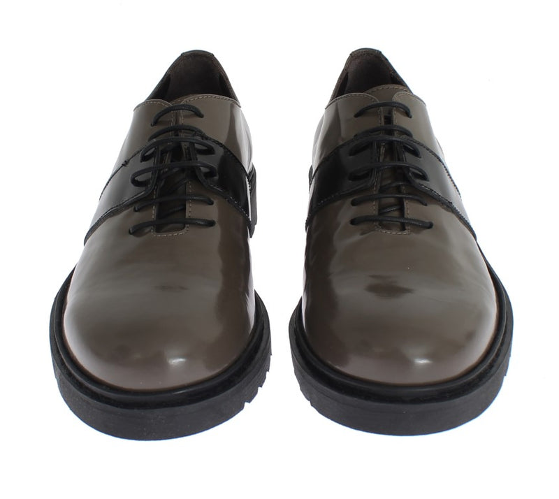 AI_ Chaussures en cuir marron gris à lacets