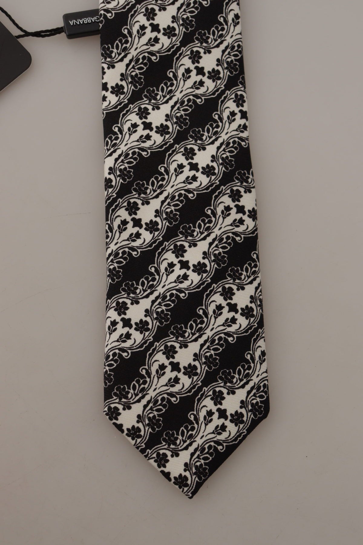 Cravate ajustable Dolce &amp; Gabbana en soie 100 % imprimée de fleurs noires et blanches