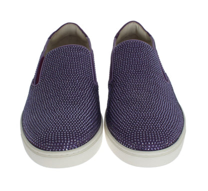 Sneakers Dolce & Gabbana en toile violette avec strass et logo.