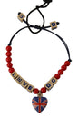 Bracelet Dolce & Gabbana en perles rouges et bleues avec le drapeau DG LOVES LONDON