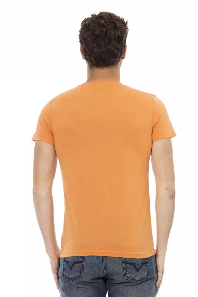 Trussardi heren T-shirt met V-hals, gemaakt van oranje katoen.