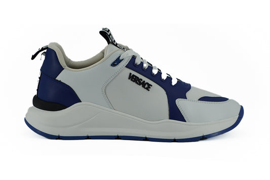 Sneakers en cuir bleu et blanc élégantes de Versace