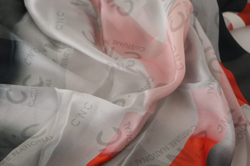 Costume National Écharpe Foulard en Soie Grise et Rouge