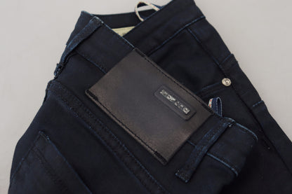 Jean en coton bleu clair taille basse, coupe slim, style décontracté pour femme.