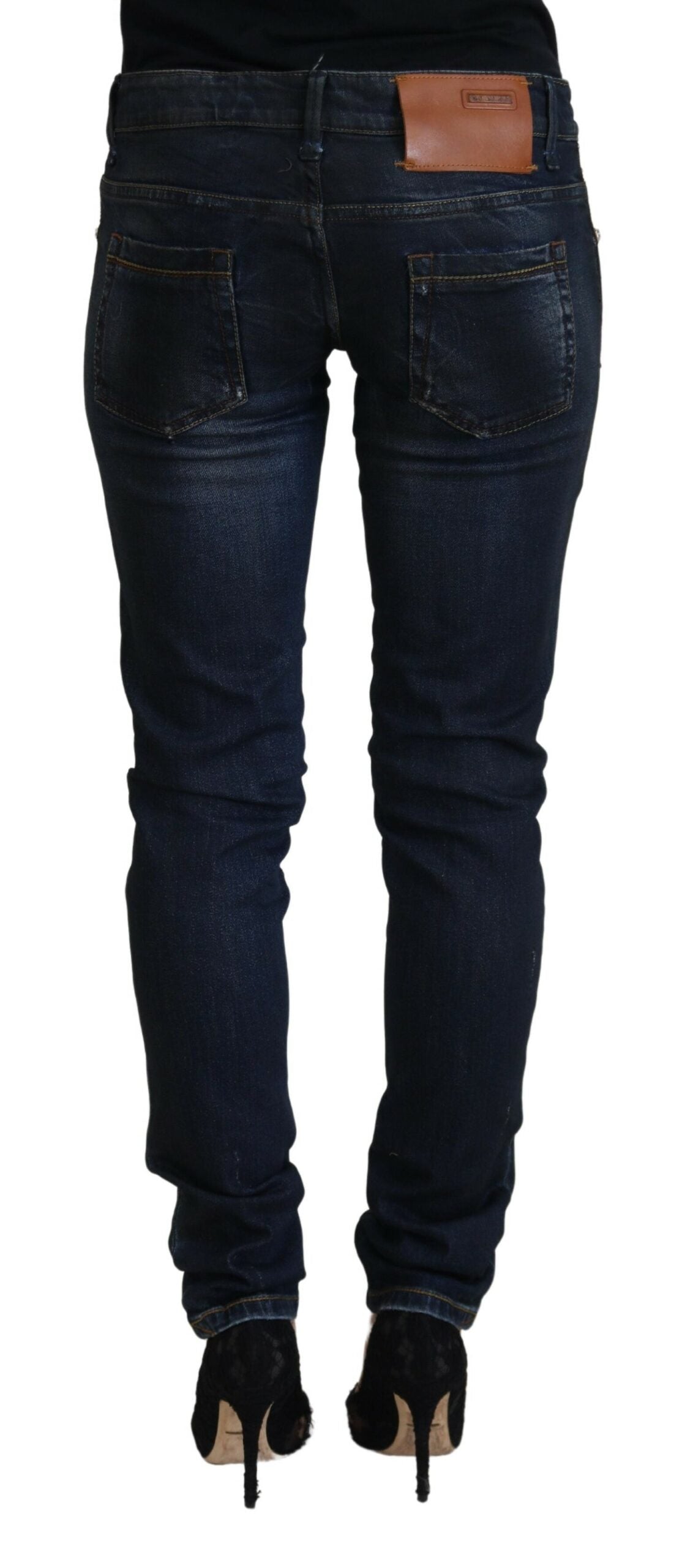 Jeans décontractés pour femmes Acht, en coton bleu, taille basse, coupe slim.