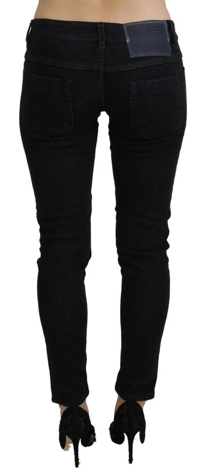 Jeans en jean slim taille basse en coton noir Acht