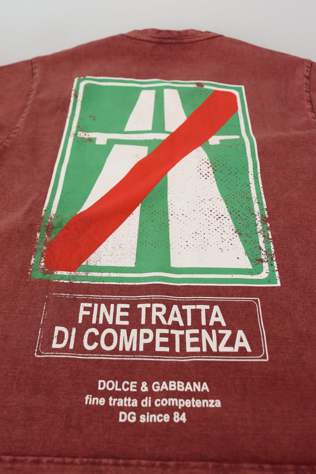 T-shirt à manches courtes, col rond, imprimé marron de Dolce &amp; Gabbana