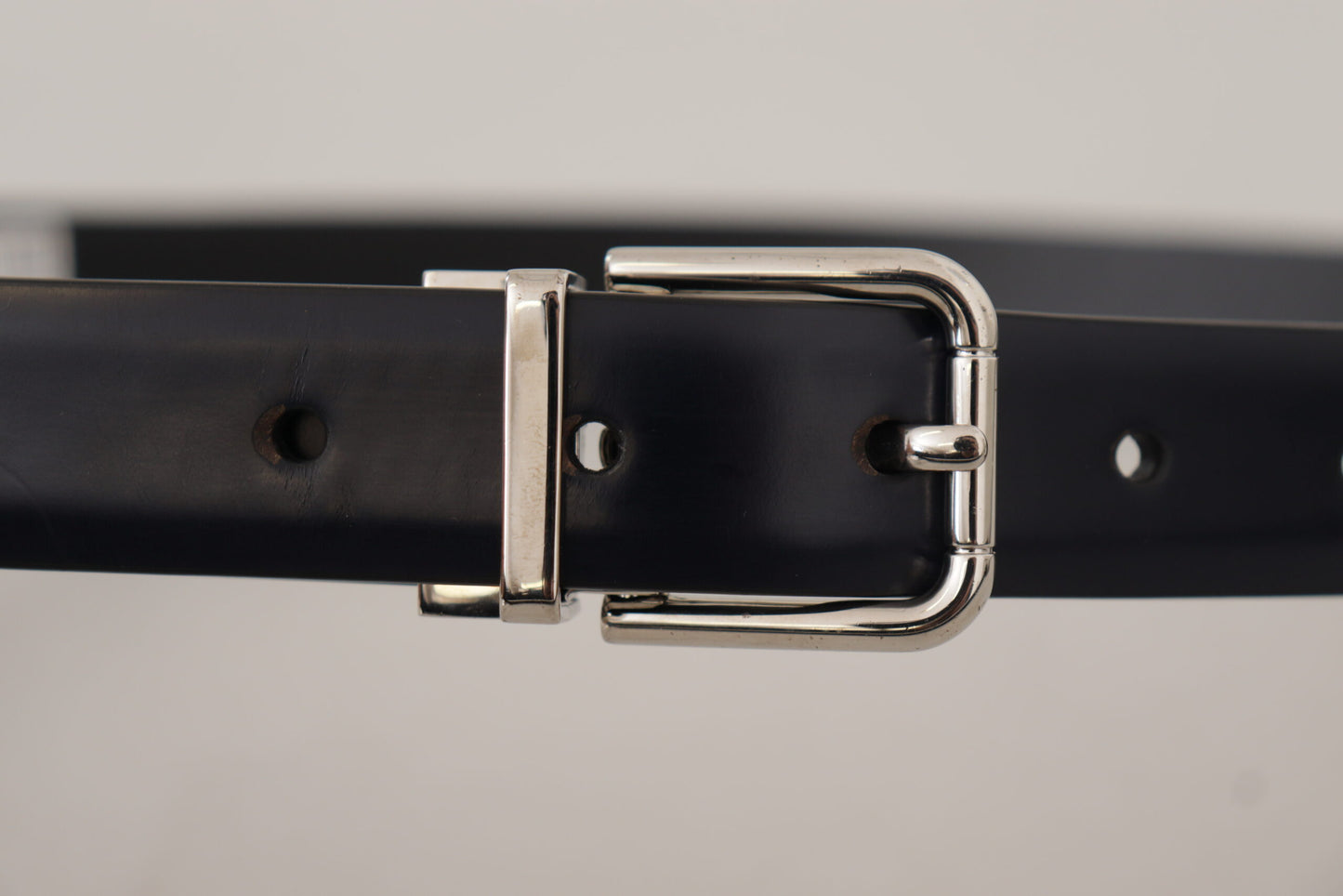 Dolce & Gabbana Zwarte Kalfsleren Klassieke Logo Metalen Gesp Riem