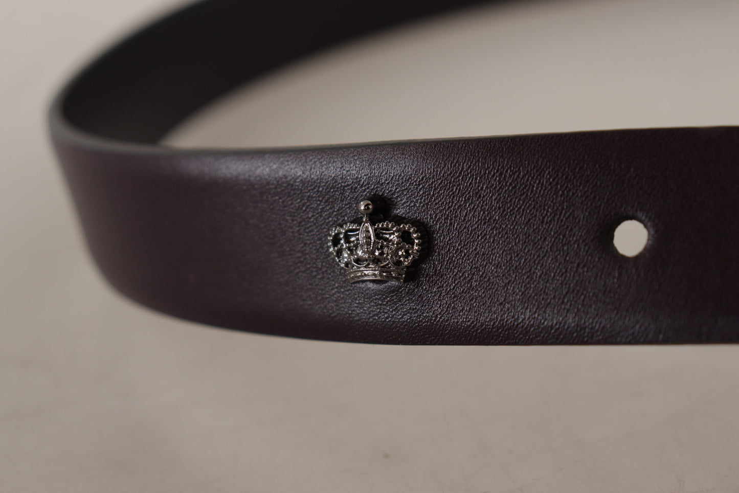 Dolce & Gabbana Donkerpaarse Leren Box Borchia Metalen Gesp Riem