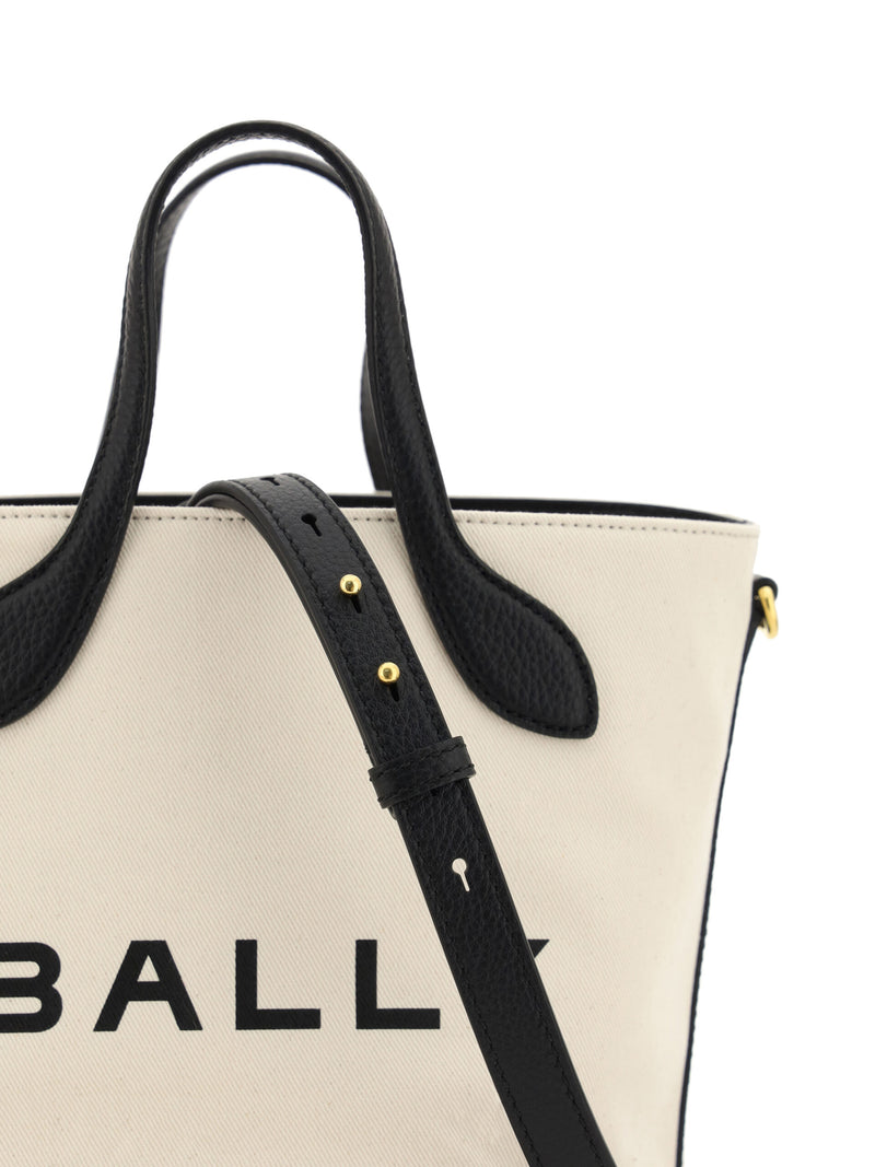 Bally Elegant Monogram Bucket Bag - Noir & Blanc