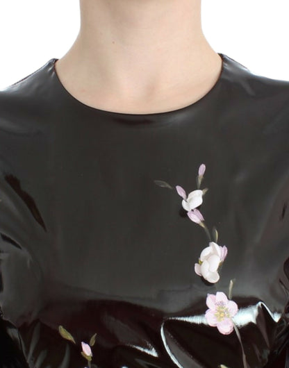 Robe noire en cuir verni à motifs floraux PEINT À LA MAIN de Dolce & Gabbana