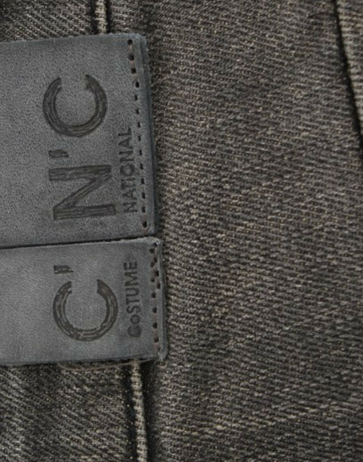 Costume National, jeans gris délavés