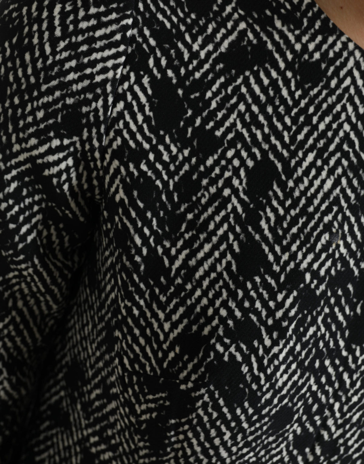 Robe Mini Shift en Polyester Chevron Noir Dolce & Gabbana