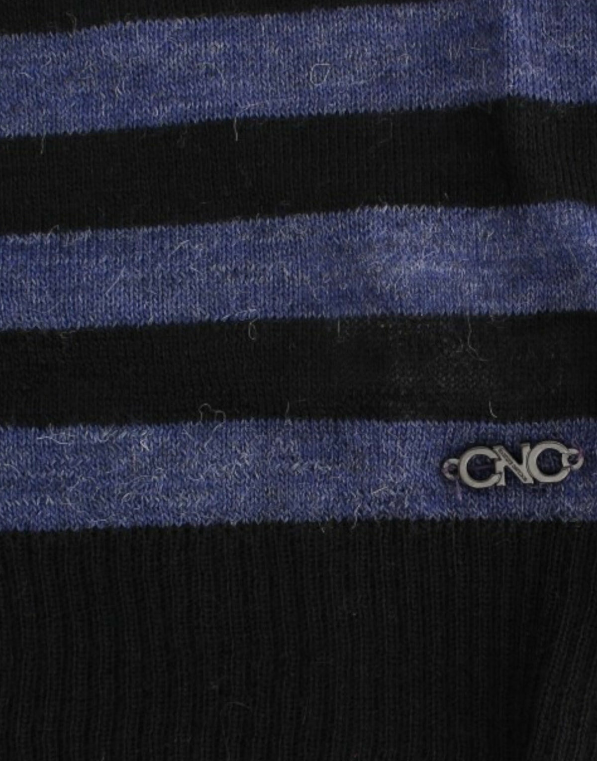 Pull à col en V rayé noir de Costume National
