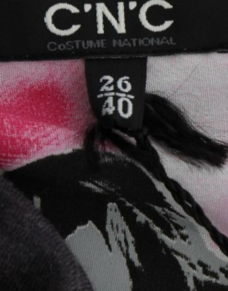 Costume National, robe trapèze grise en tricot.