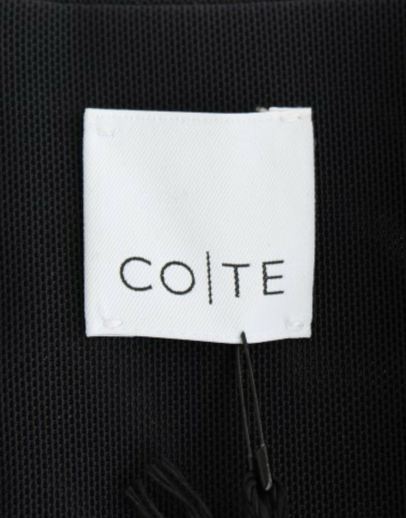CO|TE Robe Venus noire à manches courtes