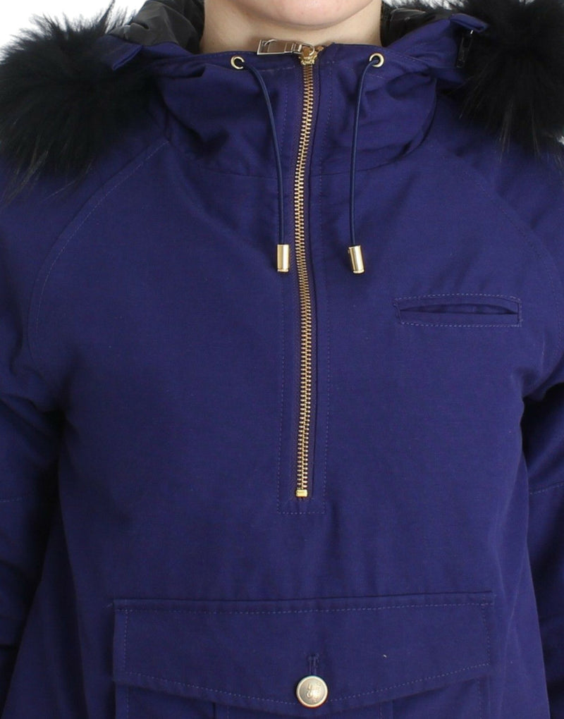 K-Way Ferre GF, veste courte bleu matelassée avec capuche.