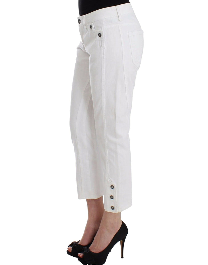 Pantalon en jean blanc taille haute et court Ermanno Scervino, marque Capri.
