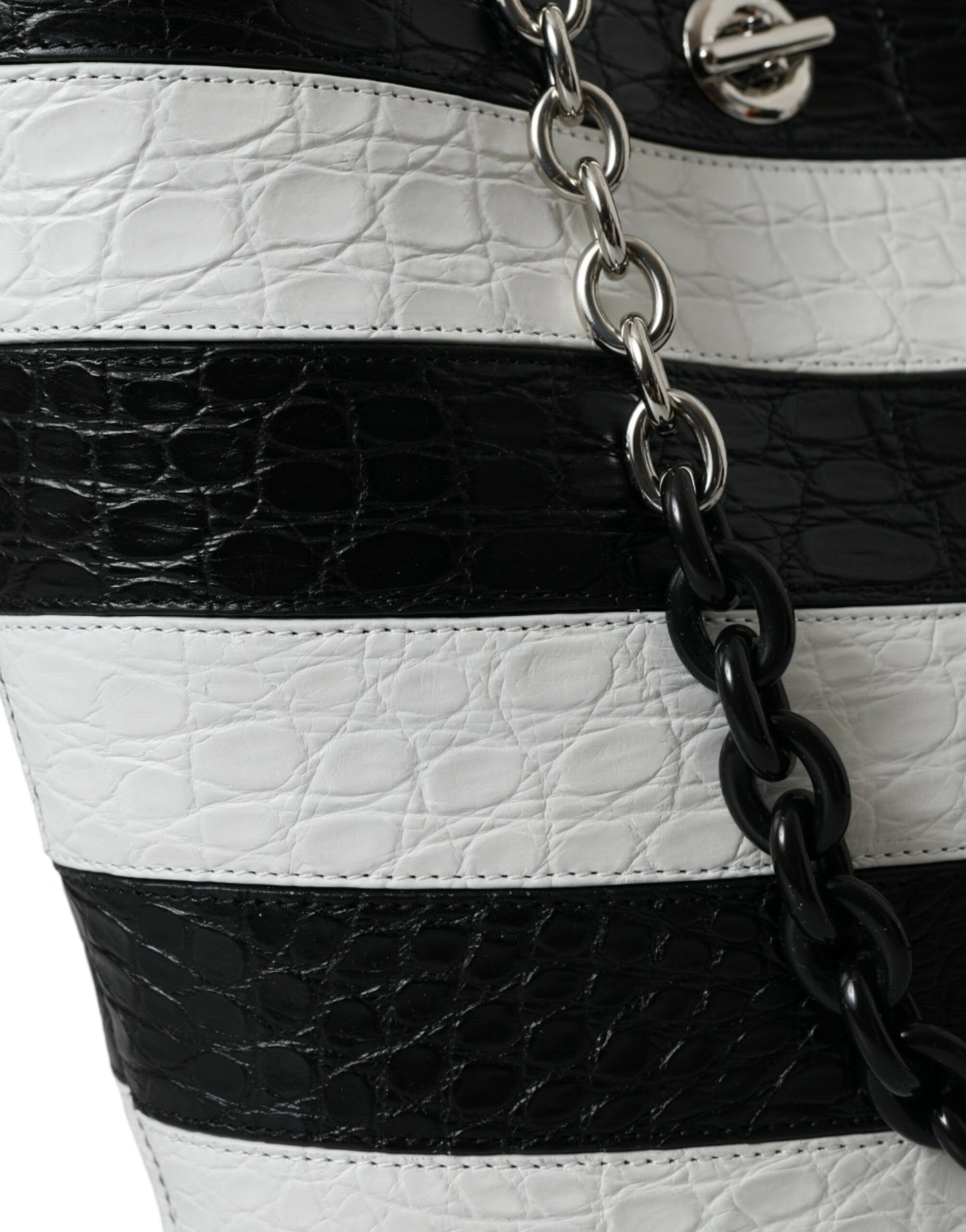 Balenciaga Zwart Wit Gestreepte Exotische Huid Leren Maxi Bucket Tote Bag