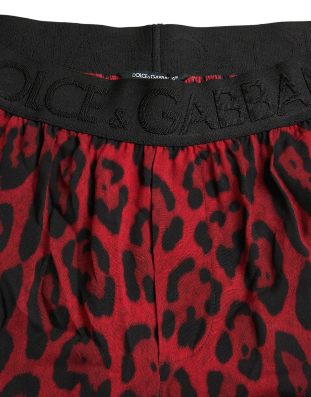 Shorts Bermuda en viscose à imprimé léopard rouge de Dolce &amp; Gabbana