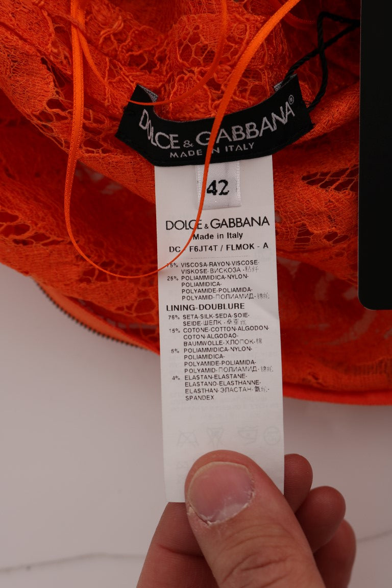 Robe longue portefeuille Dolce &amp; Gabbana en orange brodée de fleurs.