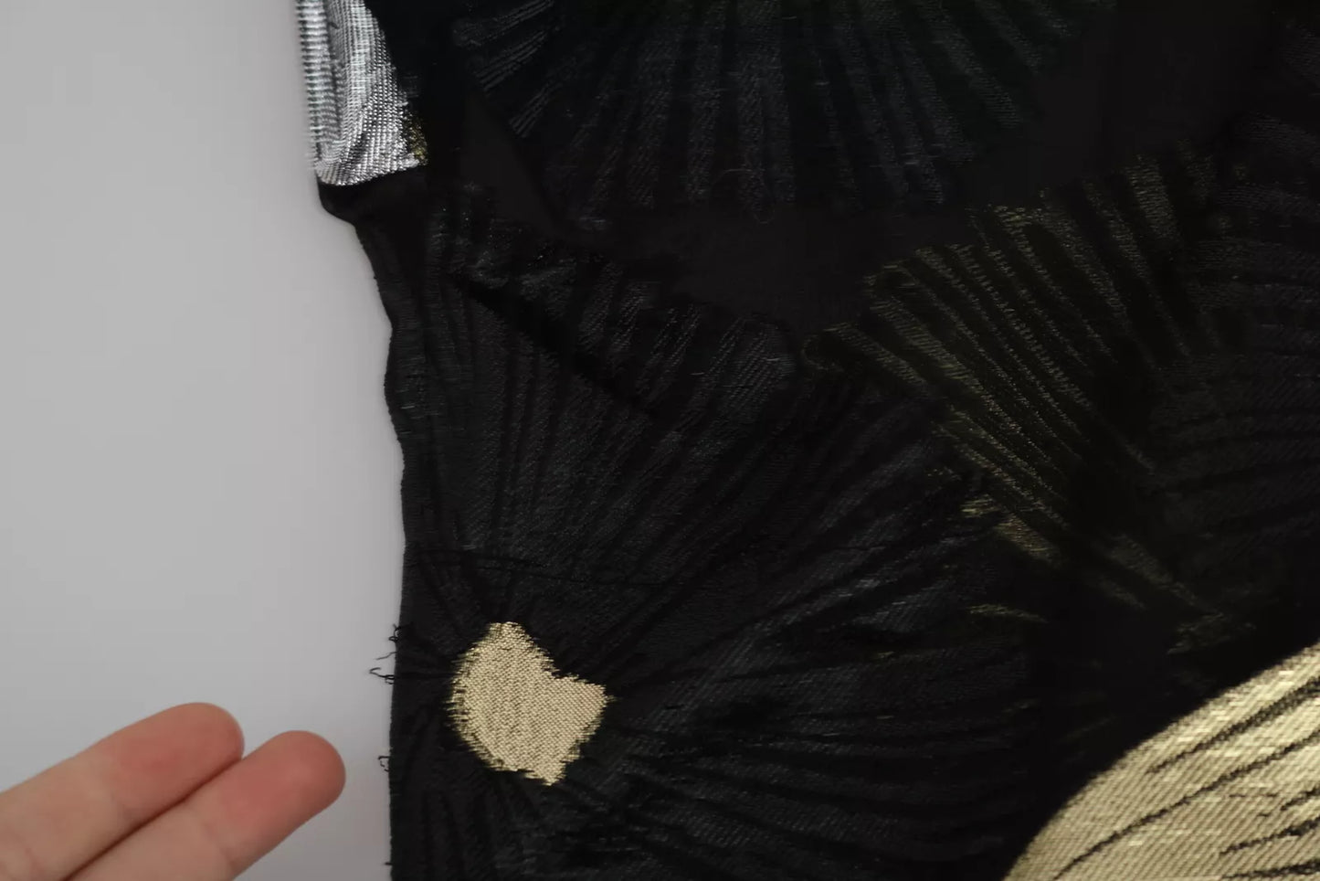 Blouse Dsquared² en soie jacquard dorée et argentée, transparente.