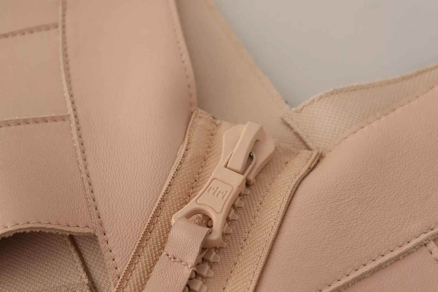 Dsquared² Beige leren minidress met open schouders