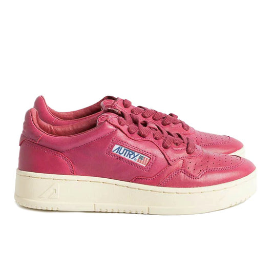 Sneaker femme Autry en cuir de chèvre fuchsia