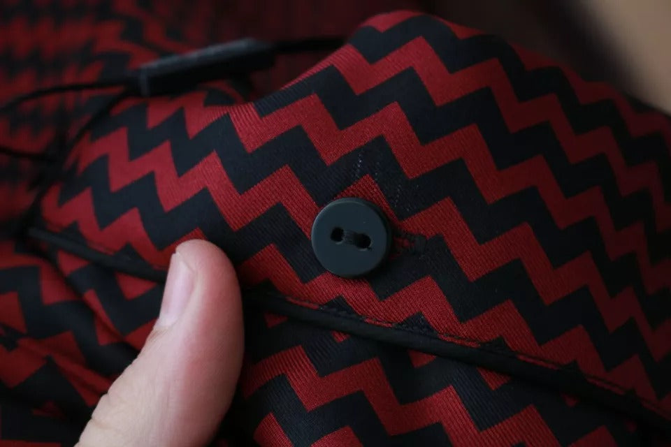 Chemise décontractée à motifs zigzag noirs et rouges de Dolce &amp; Gabbana