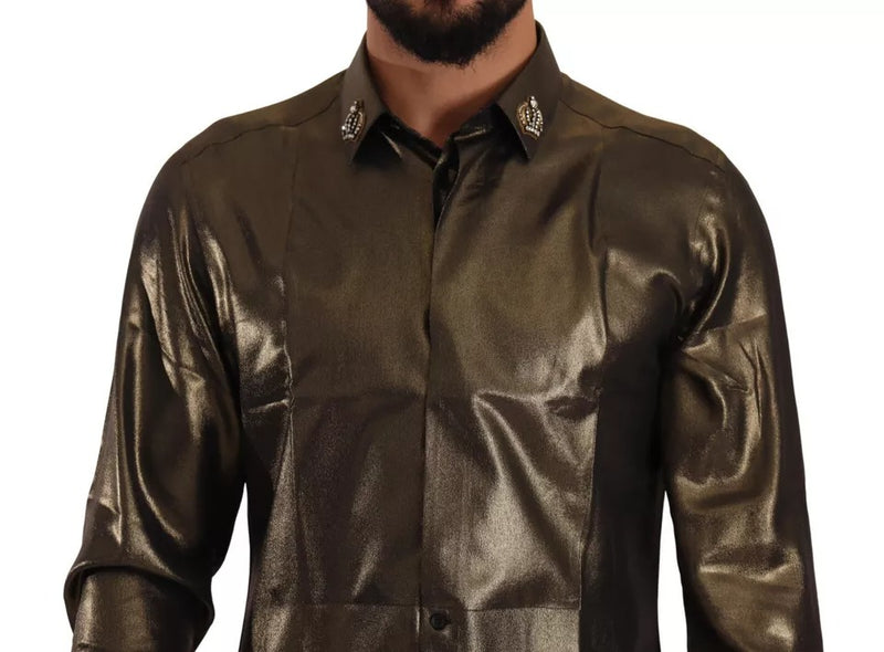 Chemise en soie Dolce &amp; Gabbana brodée de la couronne DG, couleur or métallisé.