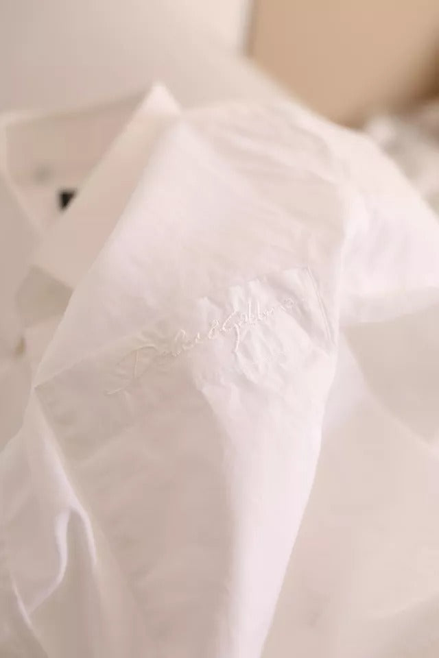 Chemise de smoking formelle en coton blanc doré de Dolce &amp; Gabbana
