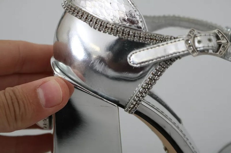 Dolce & Gabbana Sandales T-strap Argent avec Cristaux - Cuir Authentique