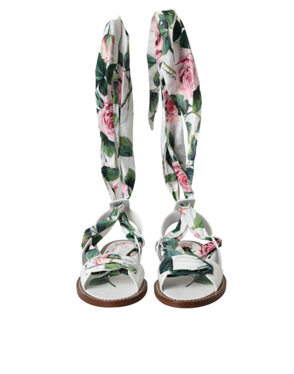 Sandales compensées à envelopper autour de la cheville, imprimé floral multicolore, Dolce & Gabbana.