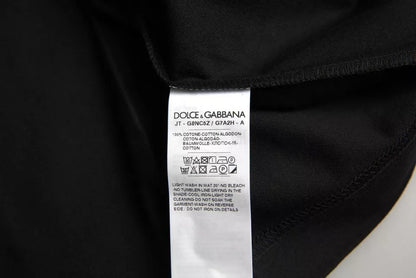 Dolce & Gabbana wit T-shirt met zwart logo-patch en ronde hals, gemaakt van katoen.