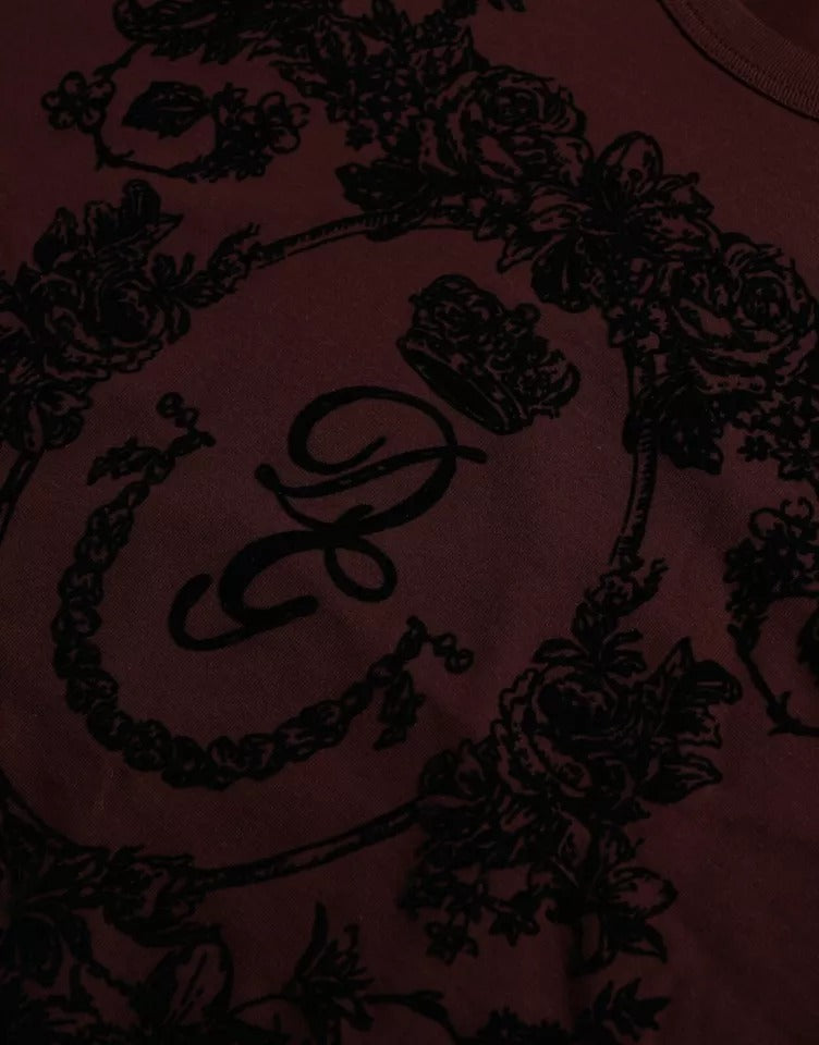 T-shirt homme Dolce &amp; Gabbana à col rond, motif floral et couronne DG, couleur bordeaux.