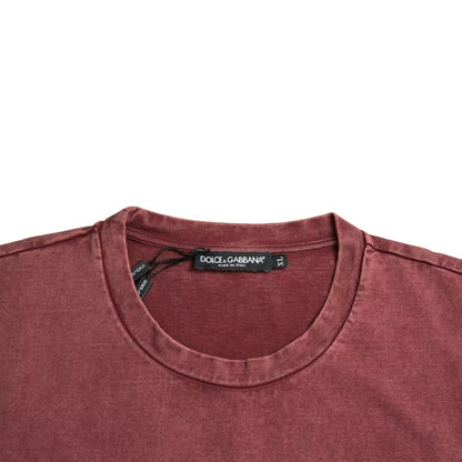 Dolce & Gabbana T-shirt met ronde hals, korte mouwen en maroen print.