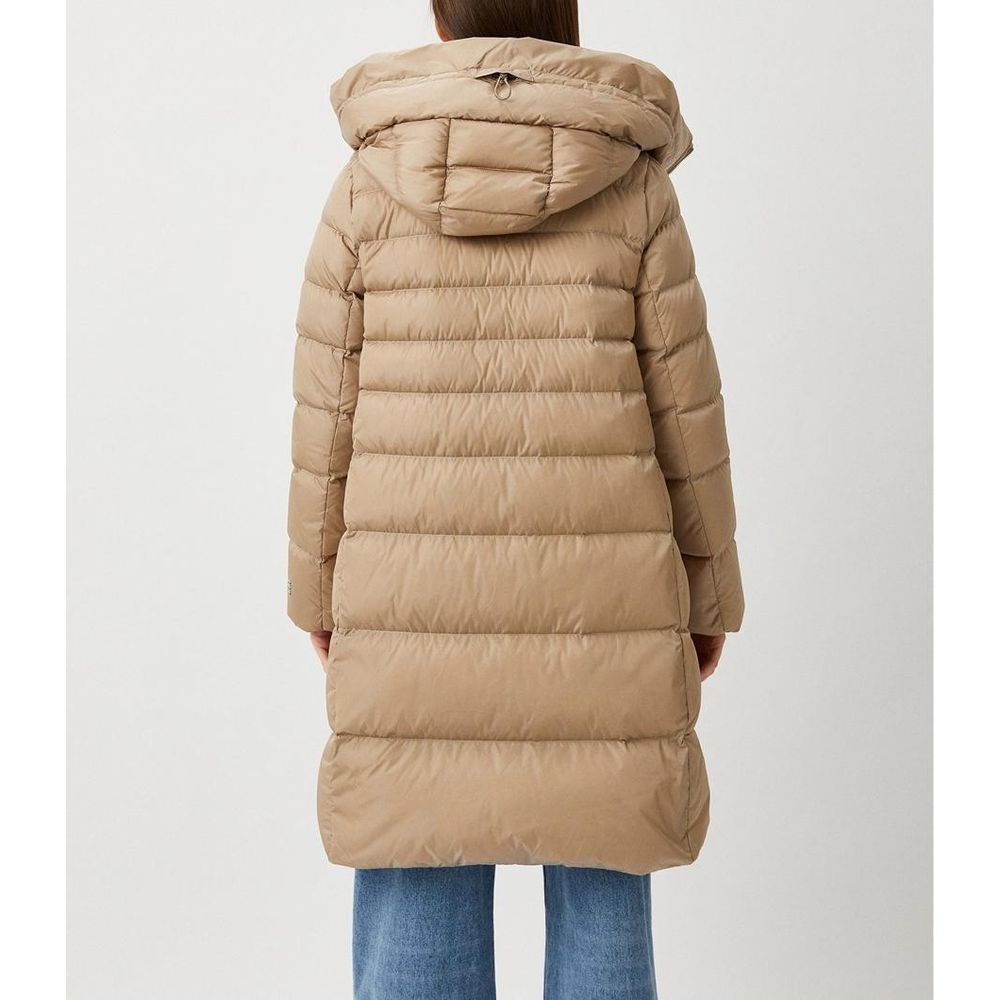 Ajouter des vestes et manteaux en polyamide beige