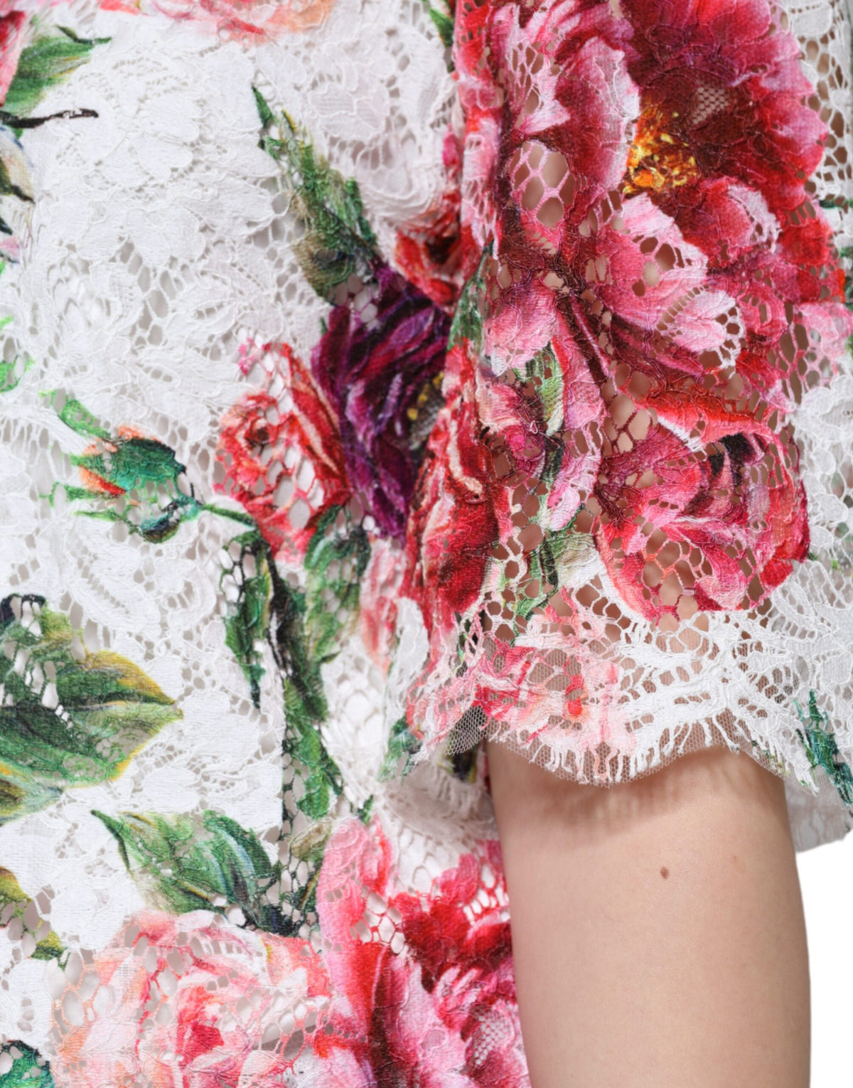 Dolce & Gabbana Blouse Top en Dentelle Blanche Pivoine à Manches Courtes