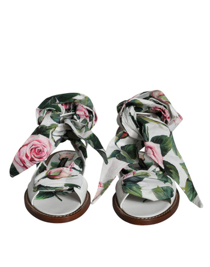 Sandales compensées à envelopper autour de la cheville, imprimé floral multicolore, Dolce & Gabbana.
