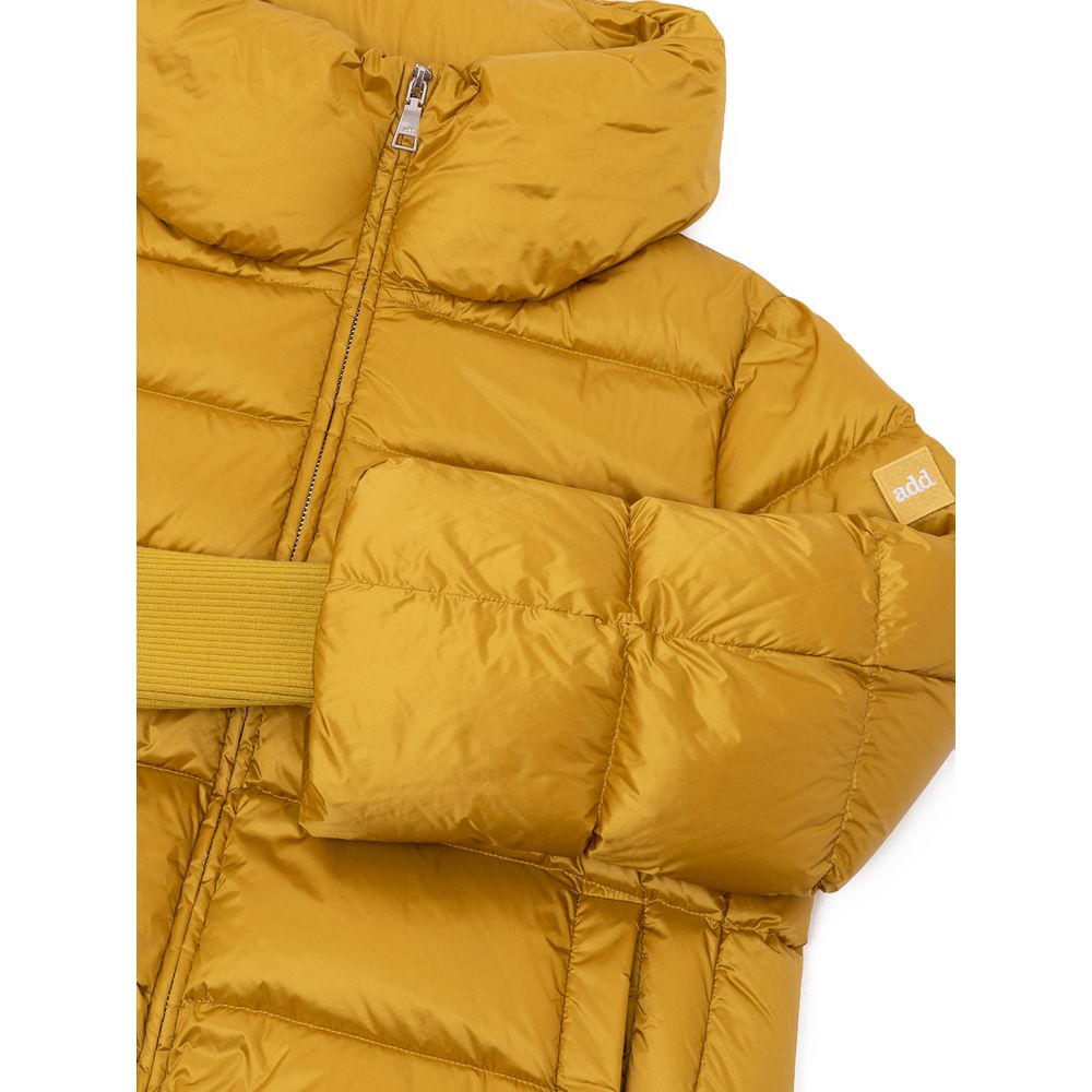 Ajouter des vestes et manteaux en polyamide dorée