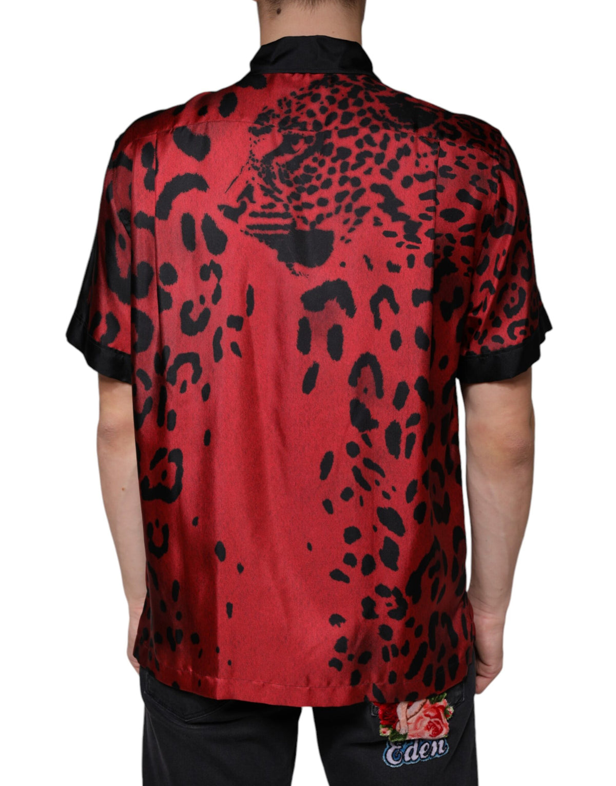 Chemise décontractée à boutons en soie à motif léopard rouge de Dolce &amp; Gabbana