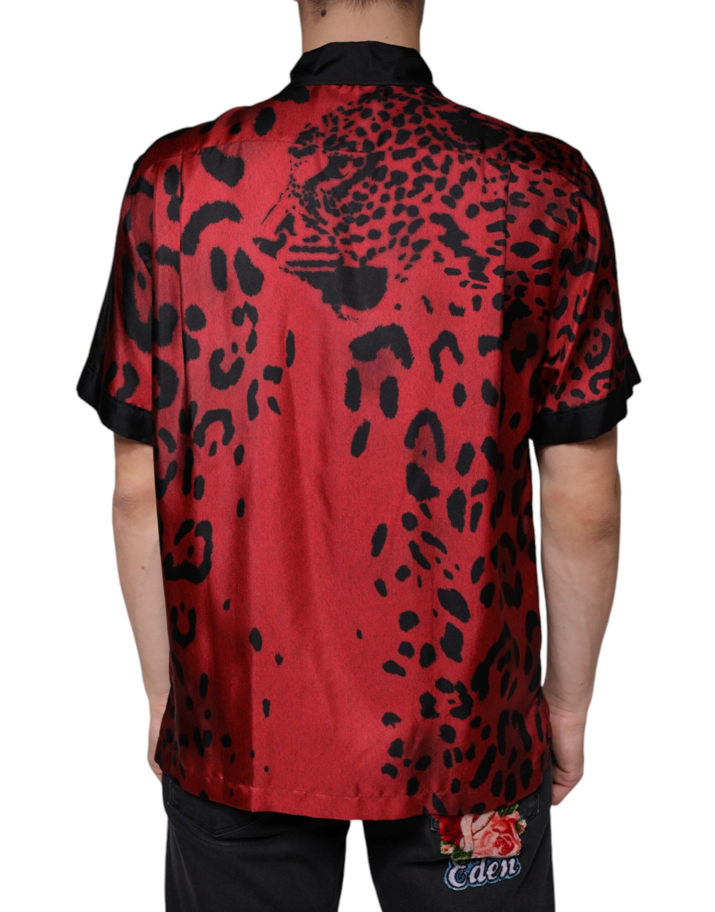 Chemise décontractée à boutons en soie à motif léopard rouge de Dolce &amp; Gabbana