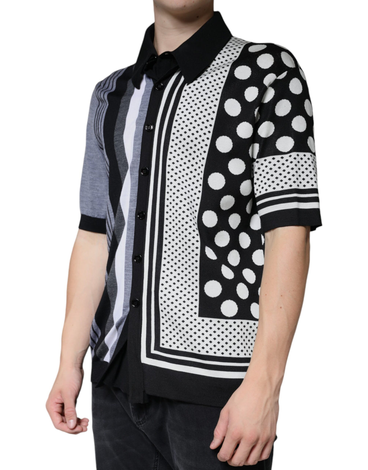 T-shirt polo à col et pois blancs sur fond noir de Dolce &amp; Gabbana