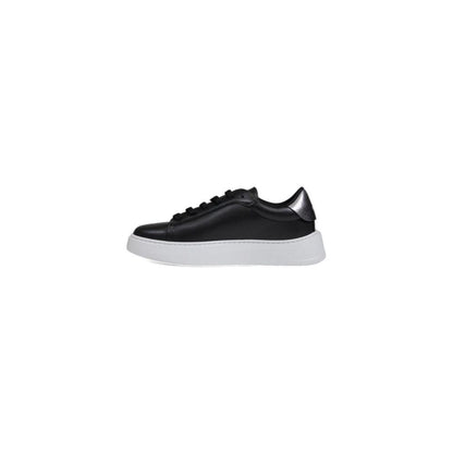Furla zwarte sneakers van polyethyleen