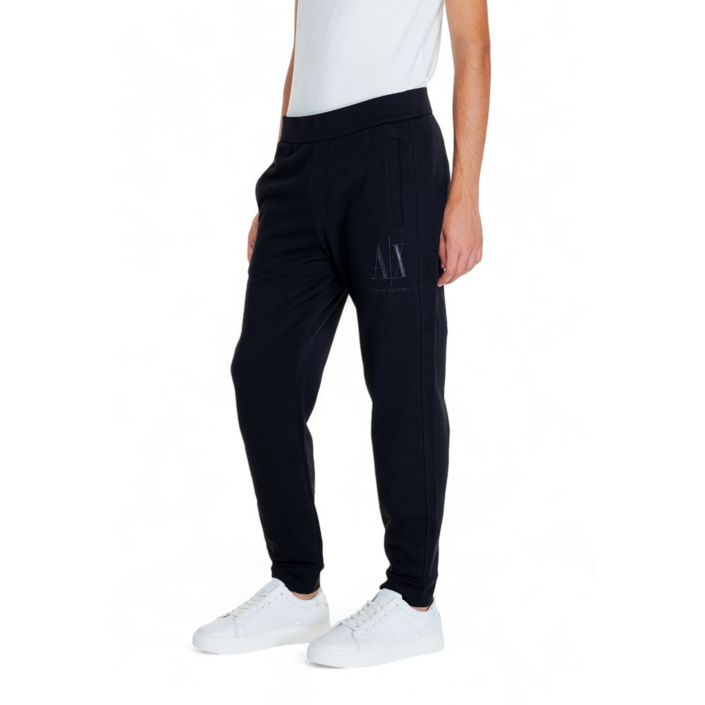 Zwarte katoenen joggingbroek van Armani Exchange, geschikt voor sport.