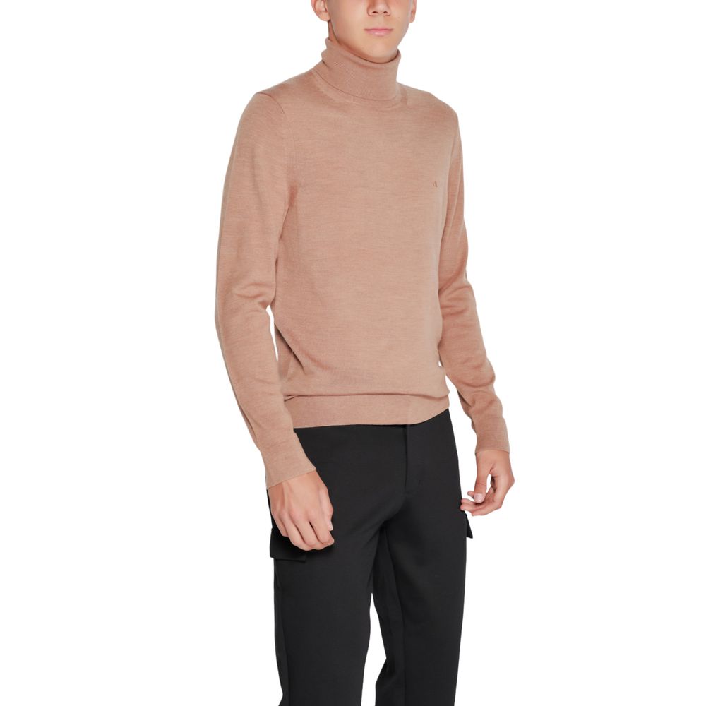 Col roulé en laine beige de Calvin Klein