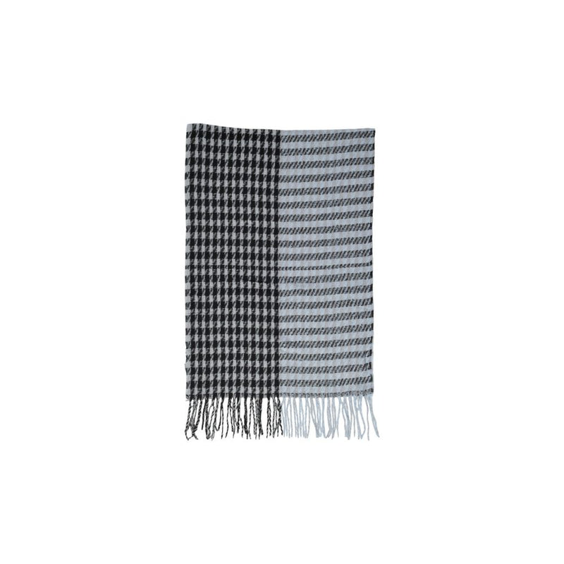 Only Onlcarolina Life Soft Check Blue Scarf - Eco-Friendly Fashion