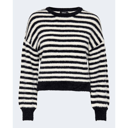Seuls les vêtements de sport en marabout noir et blanc.