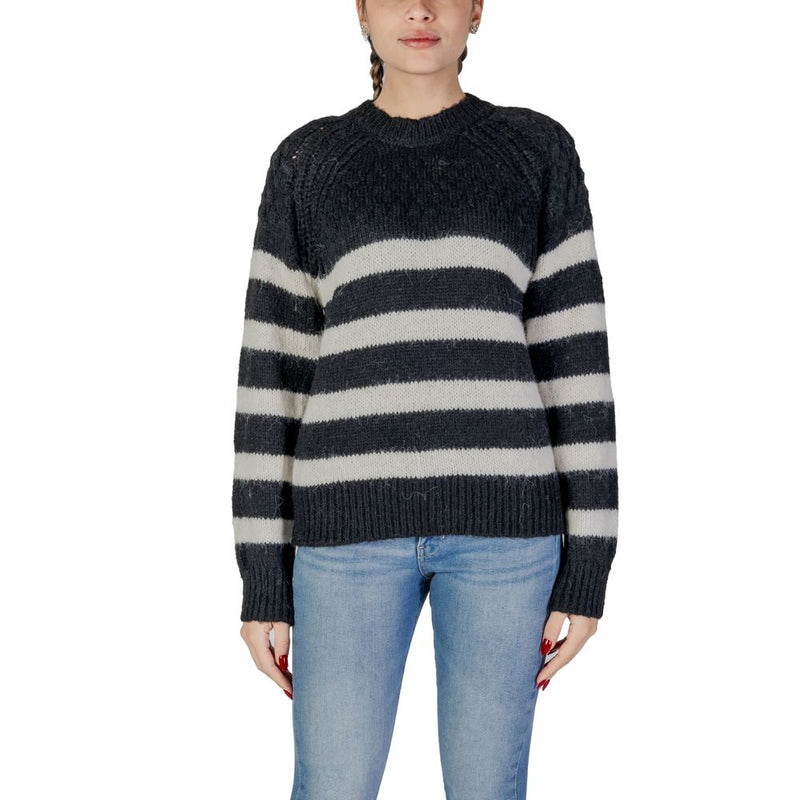 Only ONLBILLIE LIFE LS Black And White Sweater - Eco-Friendly Comfort