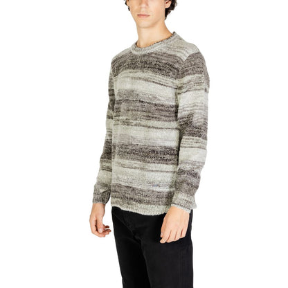 Pull en polyacrylique gris de Gianni Lupo
